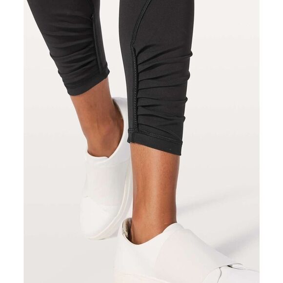Lululemon Play Off The Pleats Tight* 25" Black - Size: 2 - Picture 9 of 10